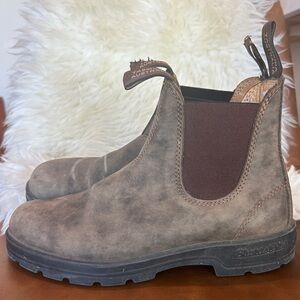 Rustic Brown Premium Leather Chelsea Boots Women's #585, Sz 8.5 Blundstone